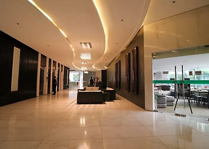Oasis Regency@fort Victoria Hotel 3*