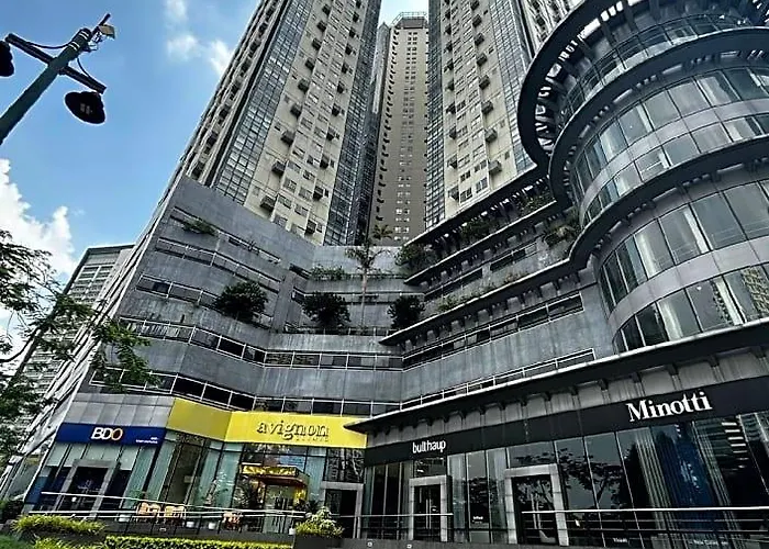 Hotel Oasis Regency@fort Victoria Manila