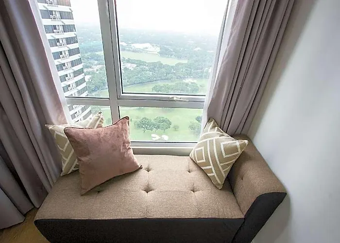 Oasis Regency@fort Victoria 3* Manila