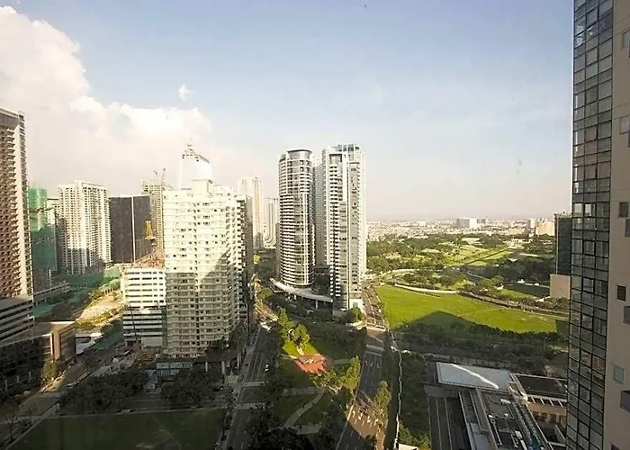 Oasis Regency@fort Victoria Hotel Manila